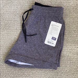 Lululemon spring break away short